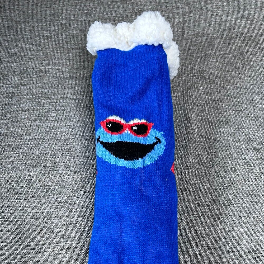 Sesame Street Cookie Monster Sherpa Socks Women's One Size Blue Non Slip NWOT